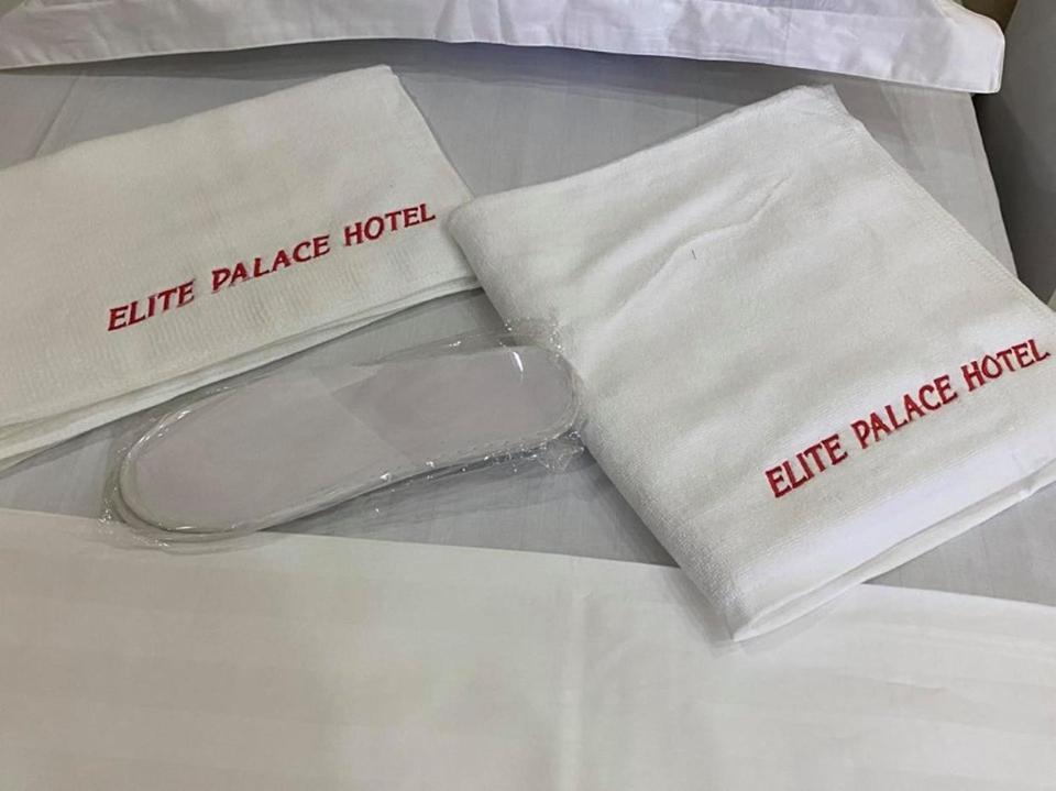 Elite Palace Plus Hotel Батумі Екстер'єр фото