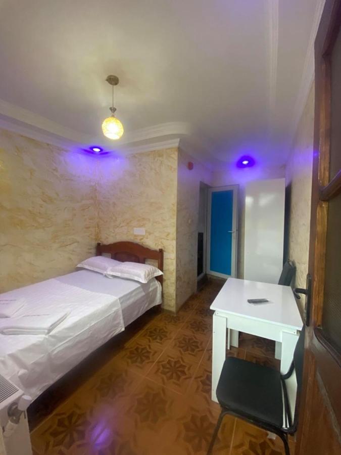 Elite Palace Plus Hotel Батумі Екстер'єр фото