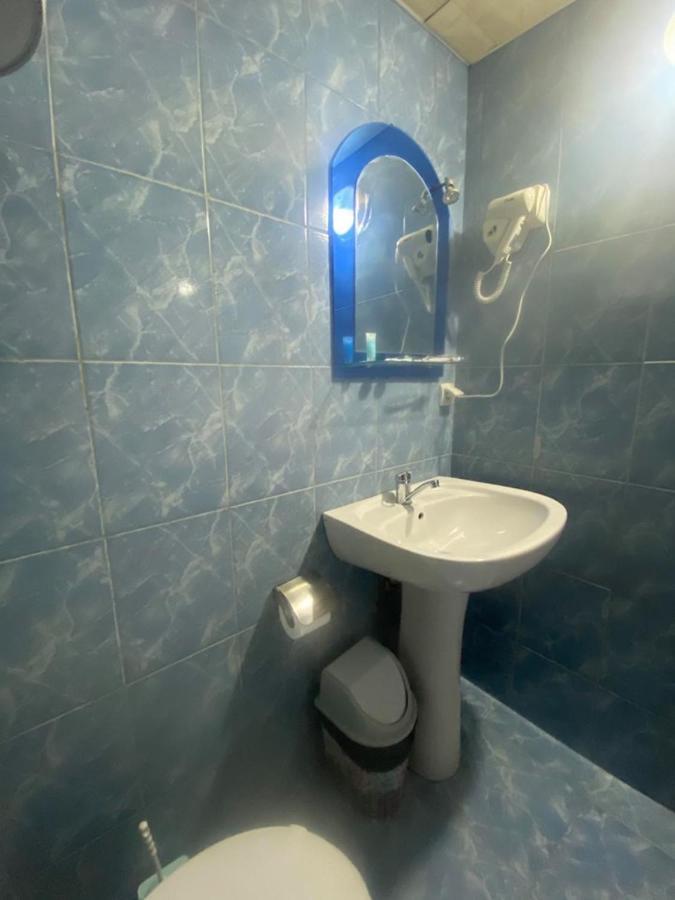 Elite Palace Plus Hotel Батумі Екстер'єр фото
